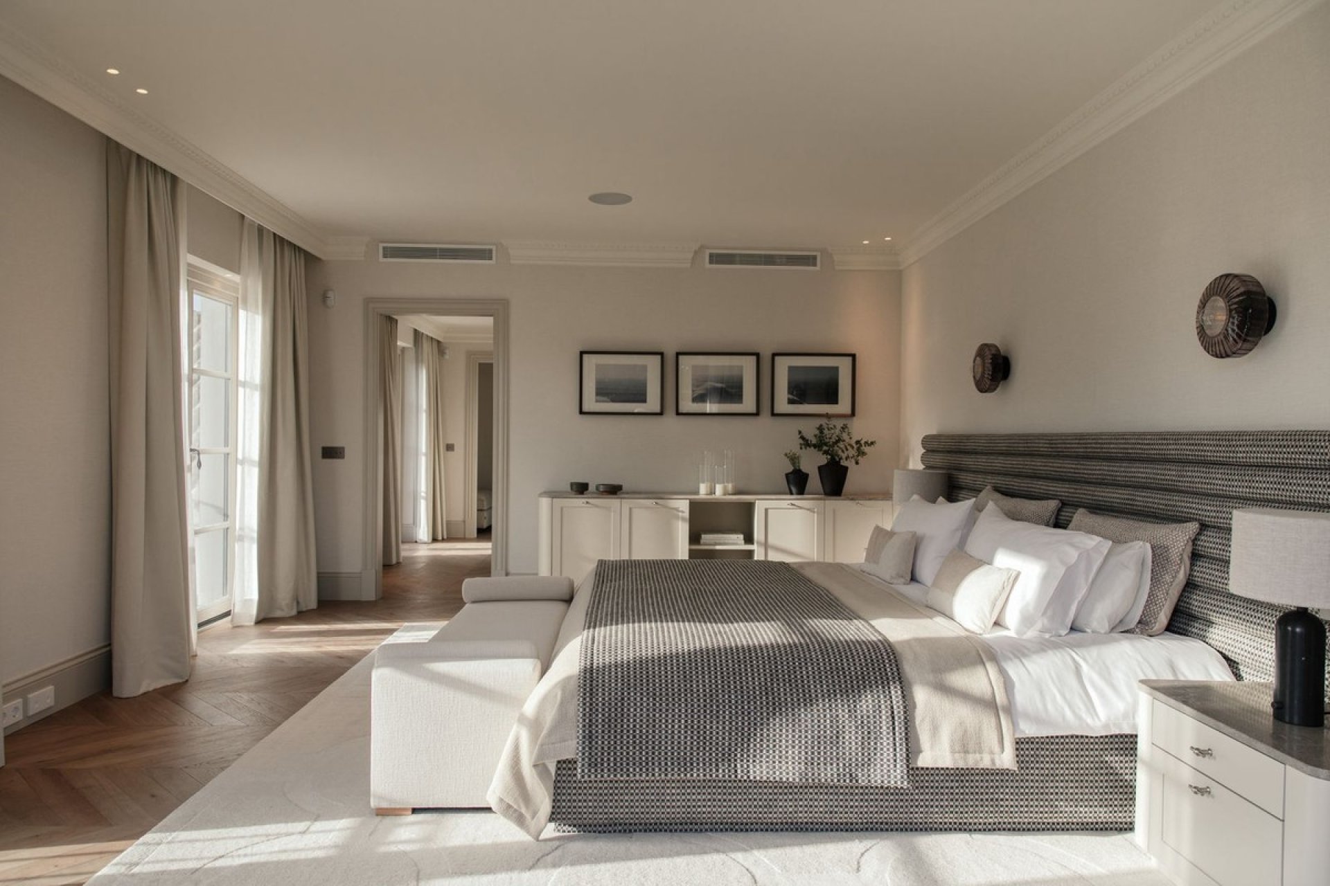 Resale - Villa - Marbella - Nueva Andalucía