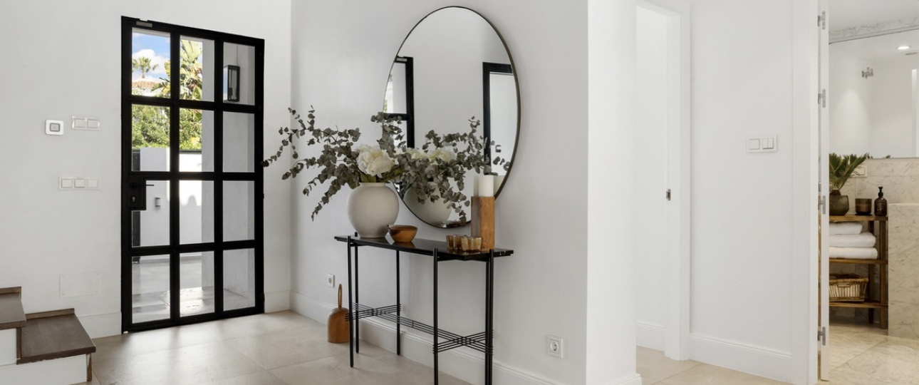 Resale - Villa - Marbella - Nueva Andalucía