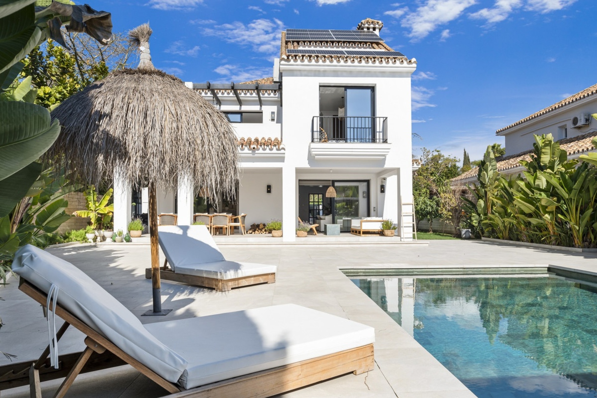 Resale - Villa - Marbella - Nueva Andalucía