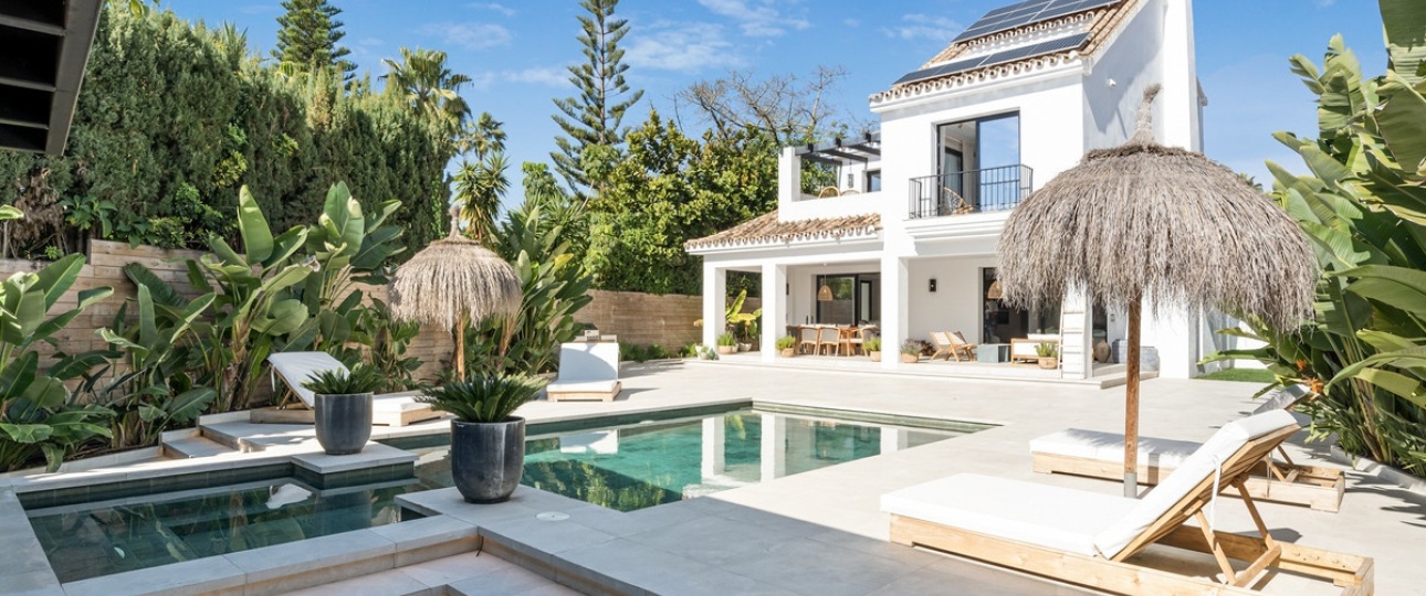 Resale - Villa - Marbella - Nueva Andalucía