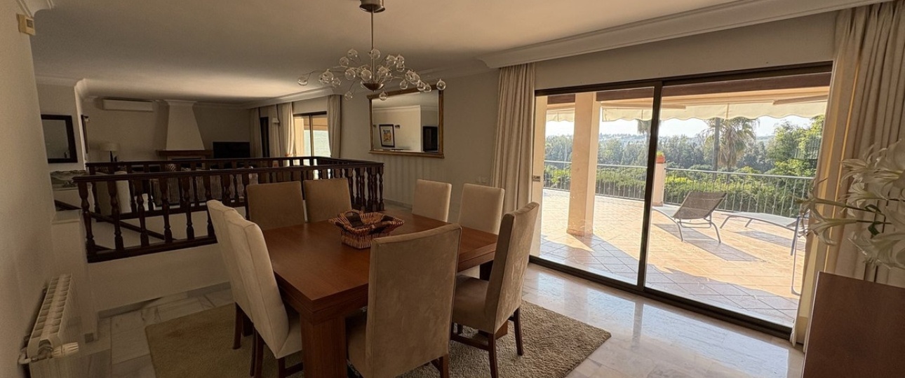 Resale - Villa - Marbella - Nueva Andalucía