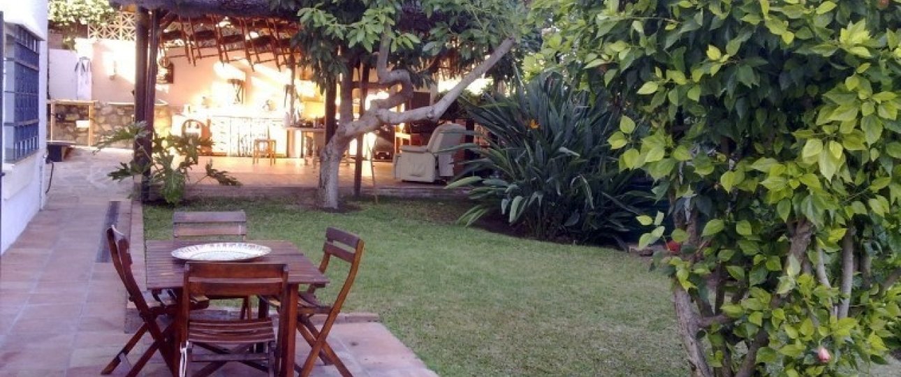 Resale - Villa - Marbella - Nueva Andalucía