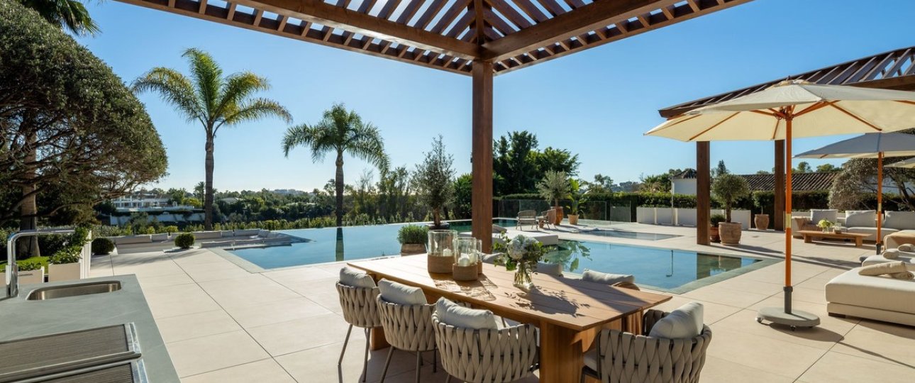 Resale - Villa - Marbella - Nueva Andalucía