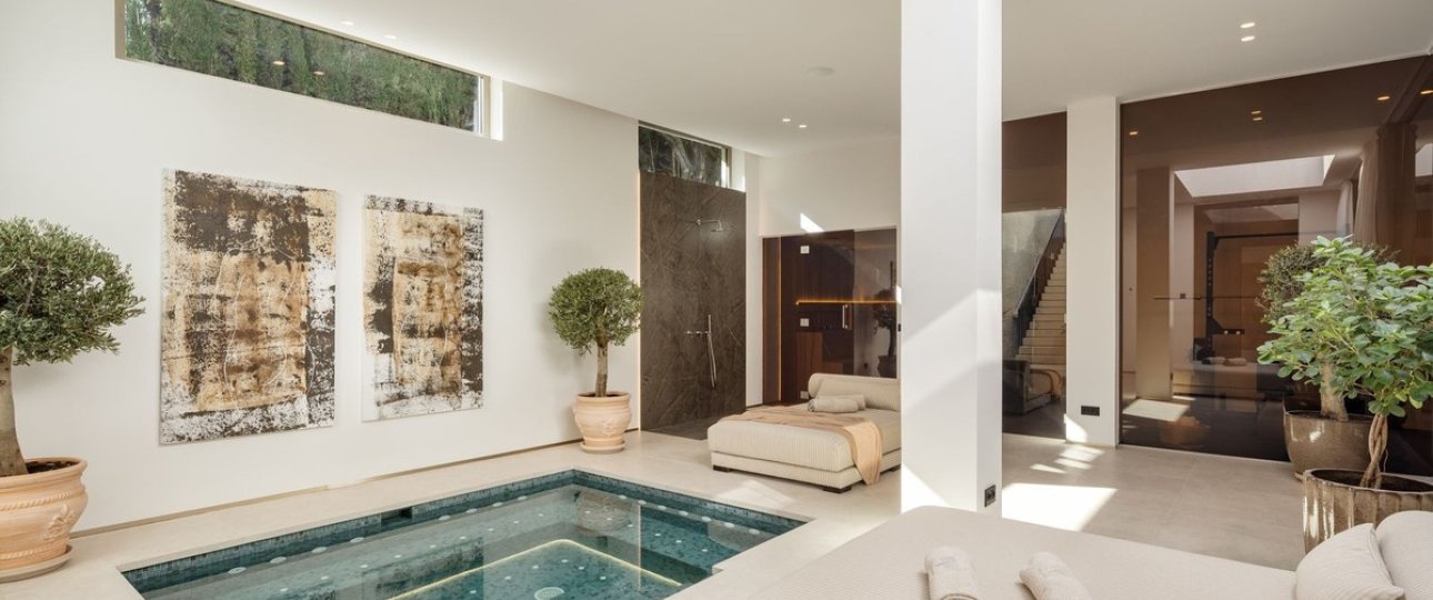 Resale - Villa - Marbella - Nueva Andalucía