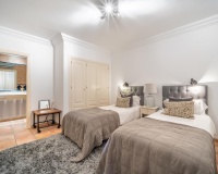 Resale - Villa - Marbella - Nueva Andalucía