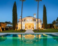Resale - Villa - Marbella - Nueva Andalucía