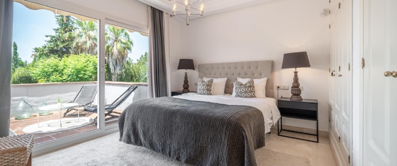 Resale - Villa - Marbella - Nueva Andalucía