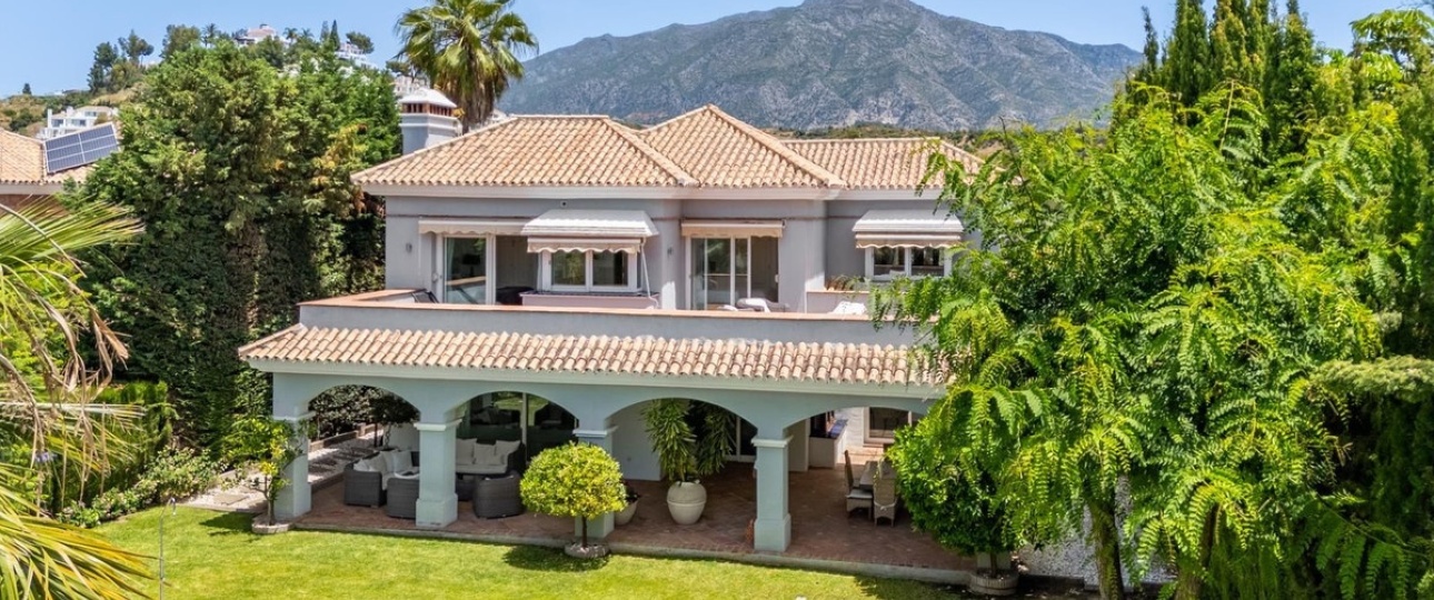 Resale - Villa - Marbella - Nueva Andalucía