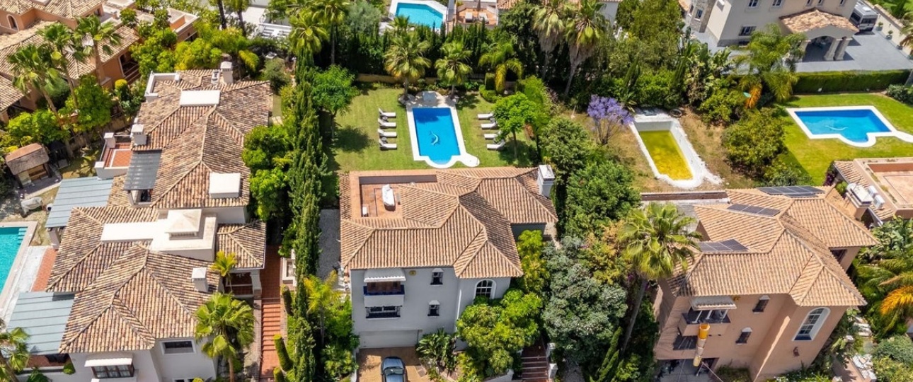 Resale - Villa - Marbella - Nueva Andalucía