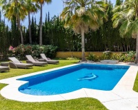 Resale - Villa - Marbella - Nueva Andalucía