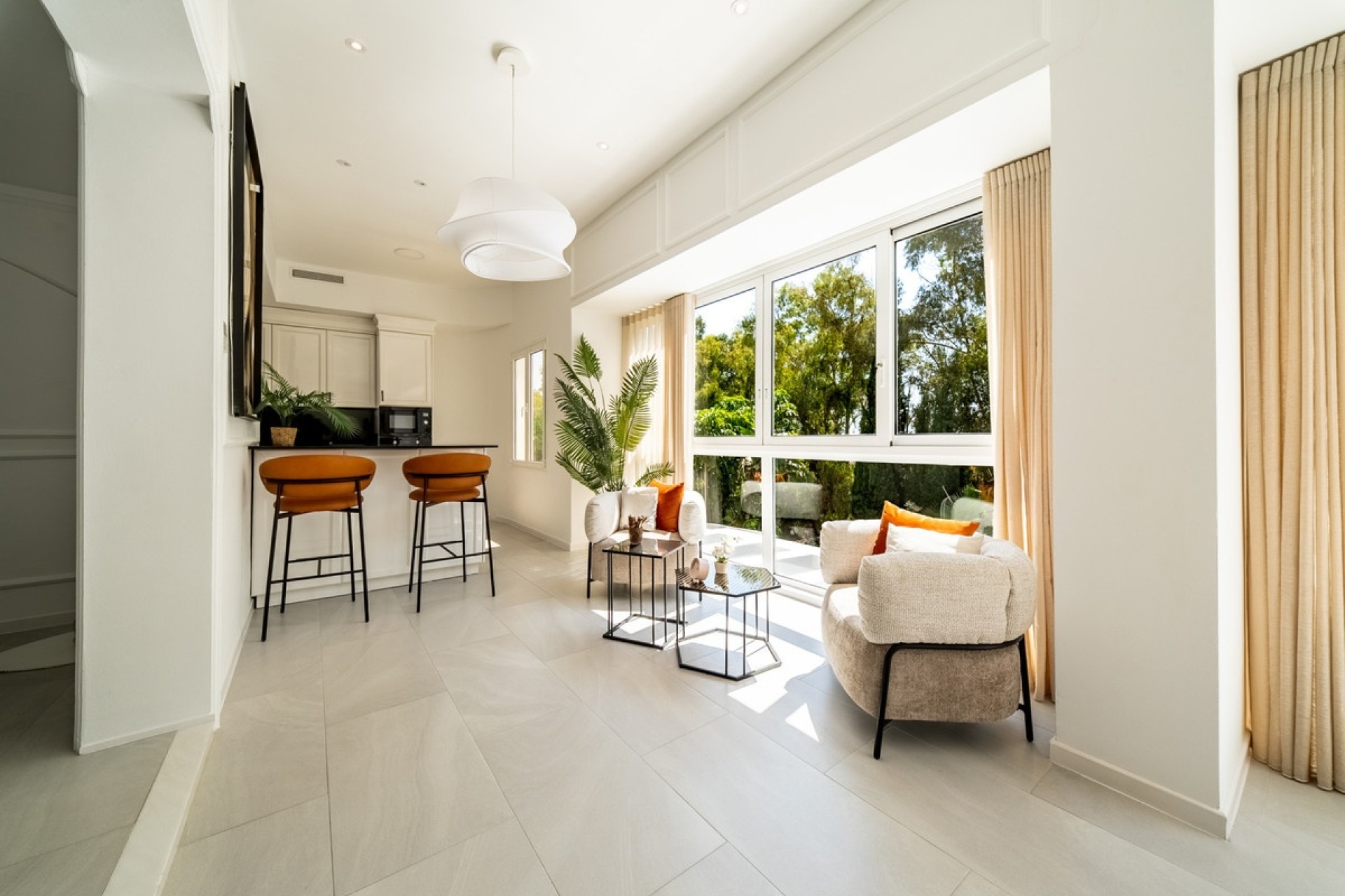 Resale - Villa - Marbella - Nueva Andalucía
