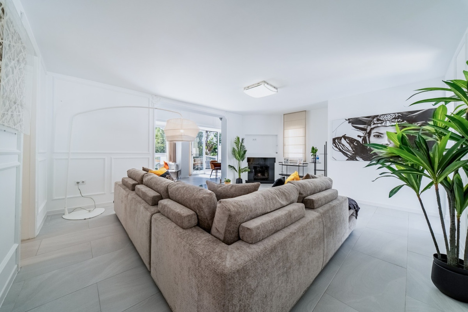 Resale - Villa - Marbella - Nueva Andalucía