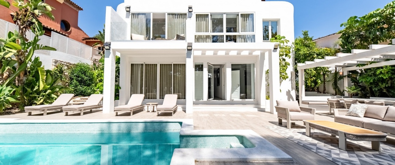 Resale - Villa - Marbella - Nueva Andalucía