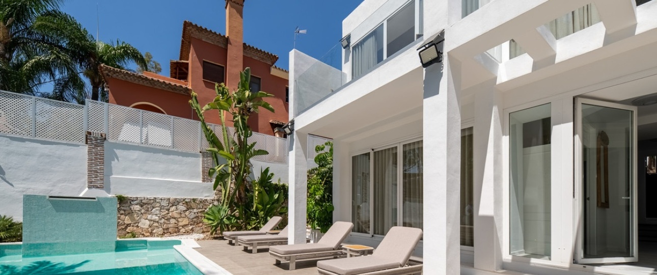 Resale - Villa - Marbella - Nueva Andalucía