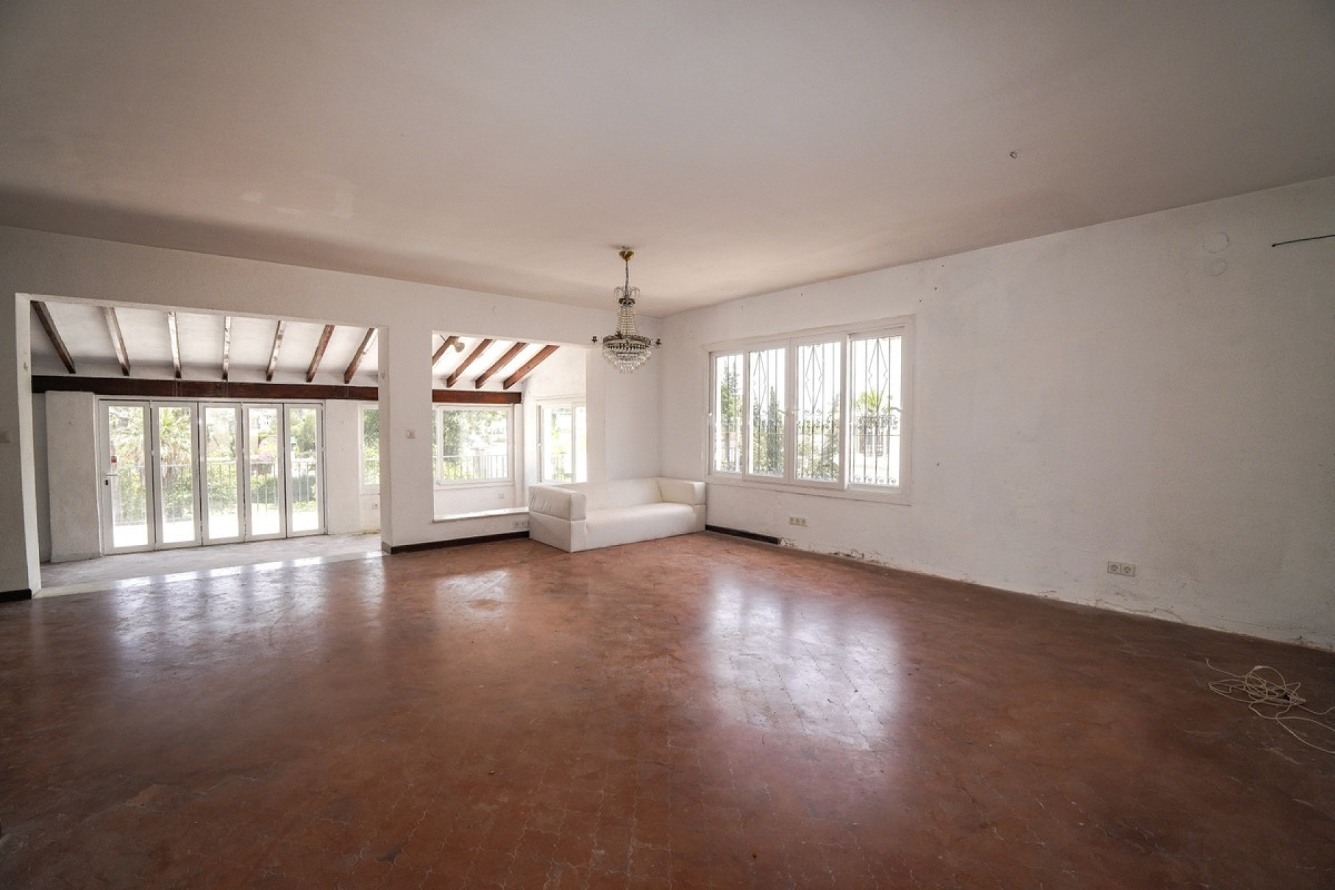 Resale - Villa - Marbella - Nueva Andalucía