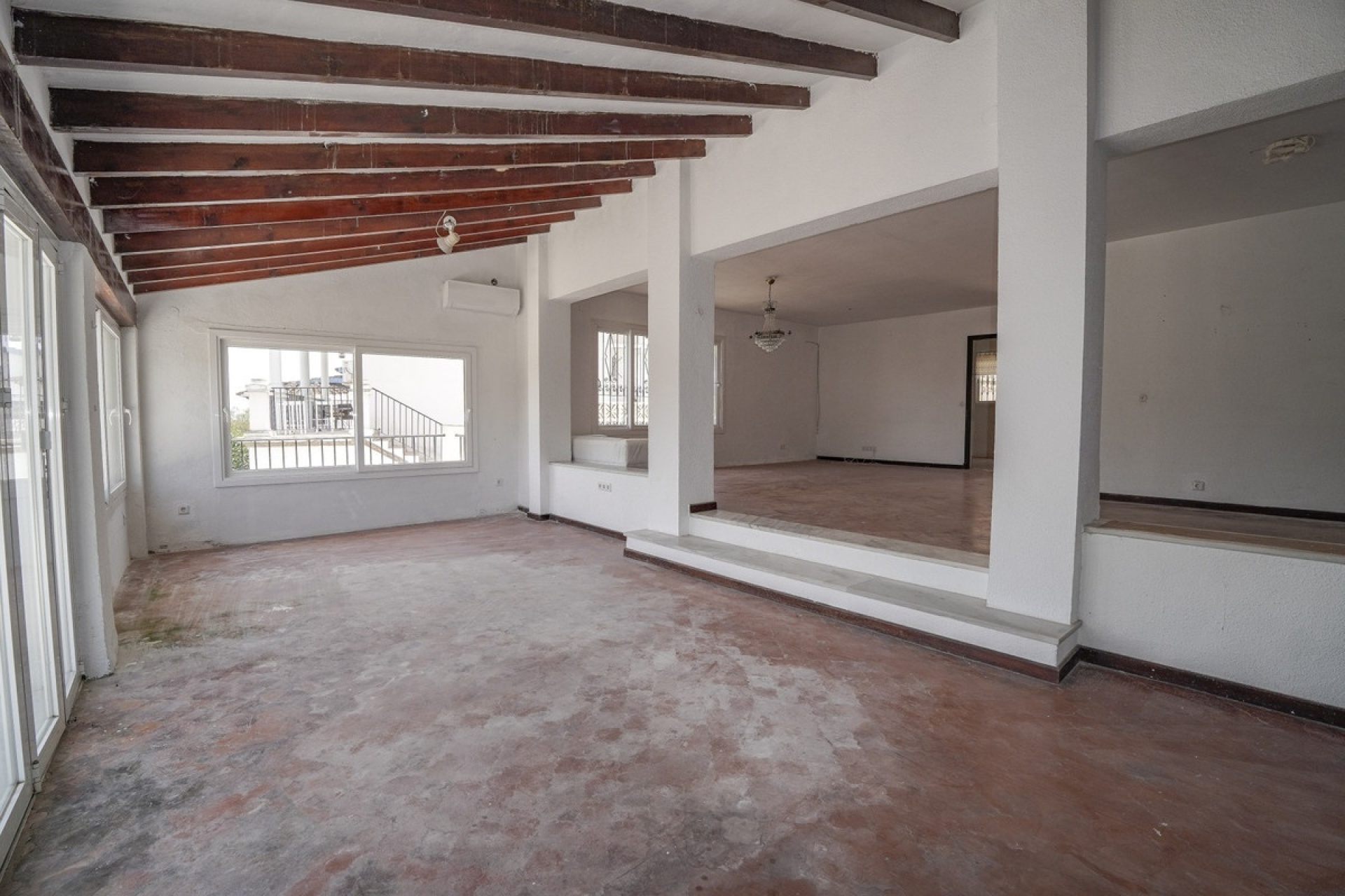 Resale - Villa - Marbella - Nueva Andalucía