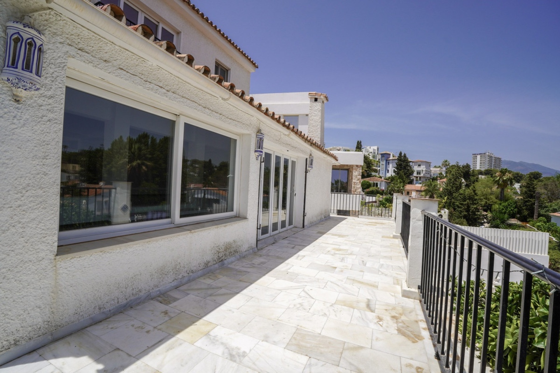 Resale - Villa - Marbella - Nueva Andalucía