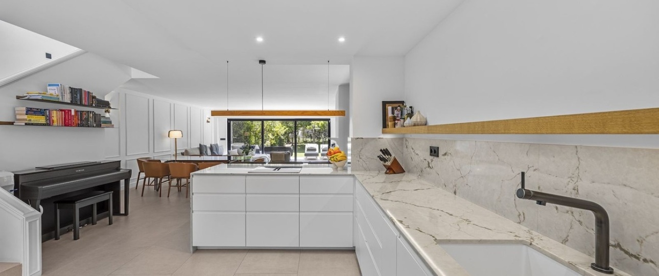 Resale - Villa - Marbella - Nueva Andalucía