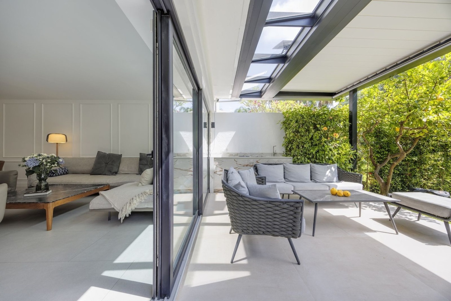Resale - Villa - Marbella - Nueva Andalucía