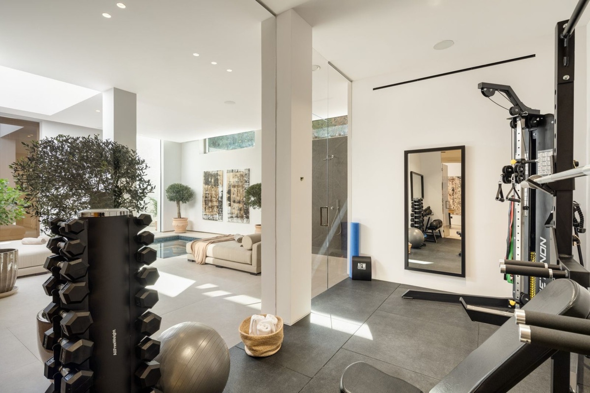 Resale - Villa - Marbella - Nueva Andalucía