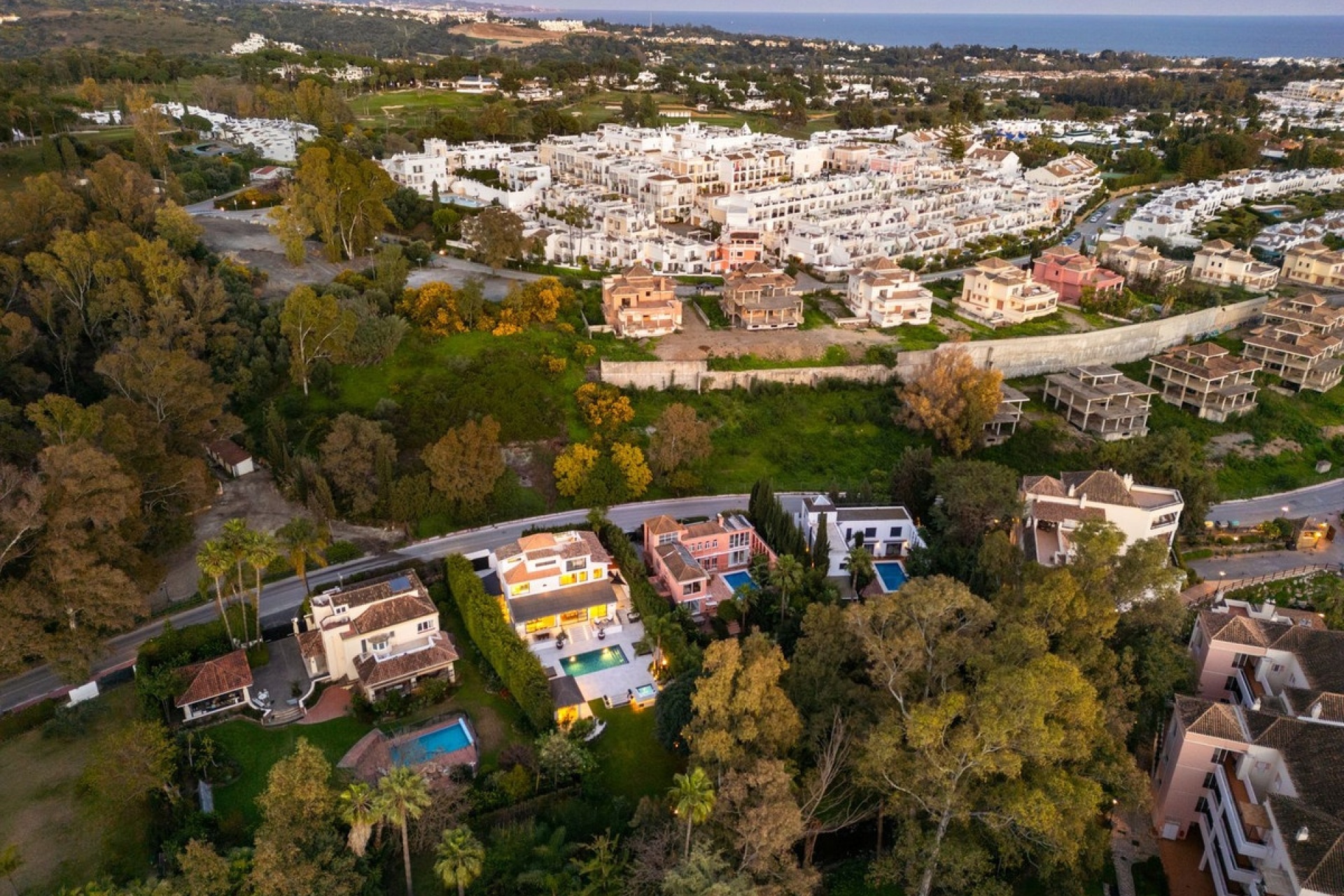 Resale - Villa - Marbella - Nueva Andalucía