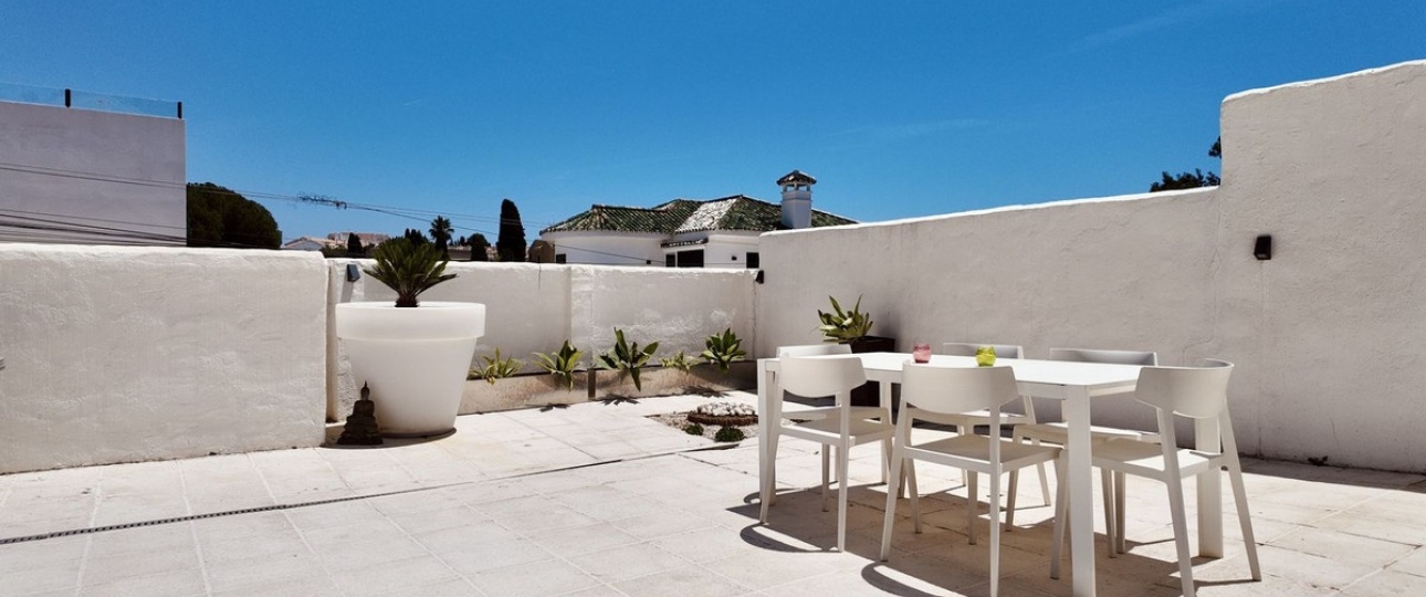 Resale - Villa - Marbella - Nueva Andalucía