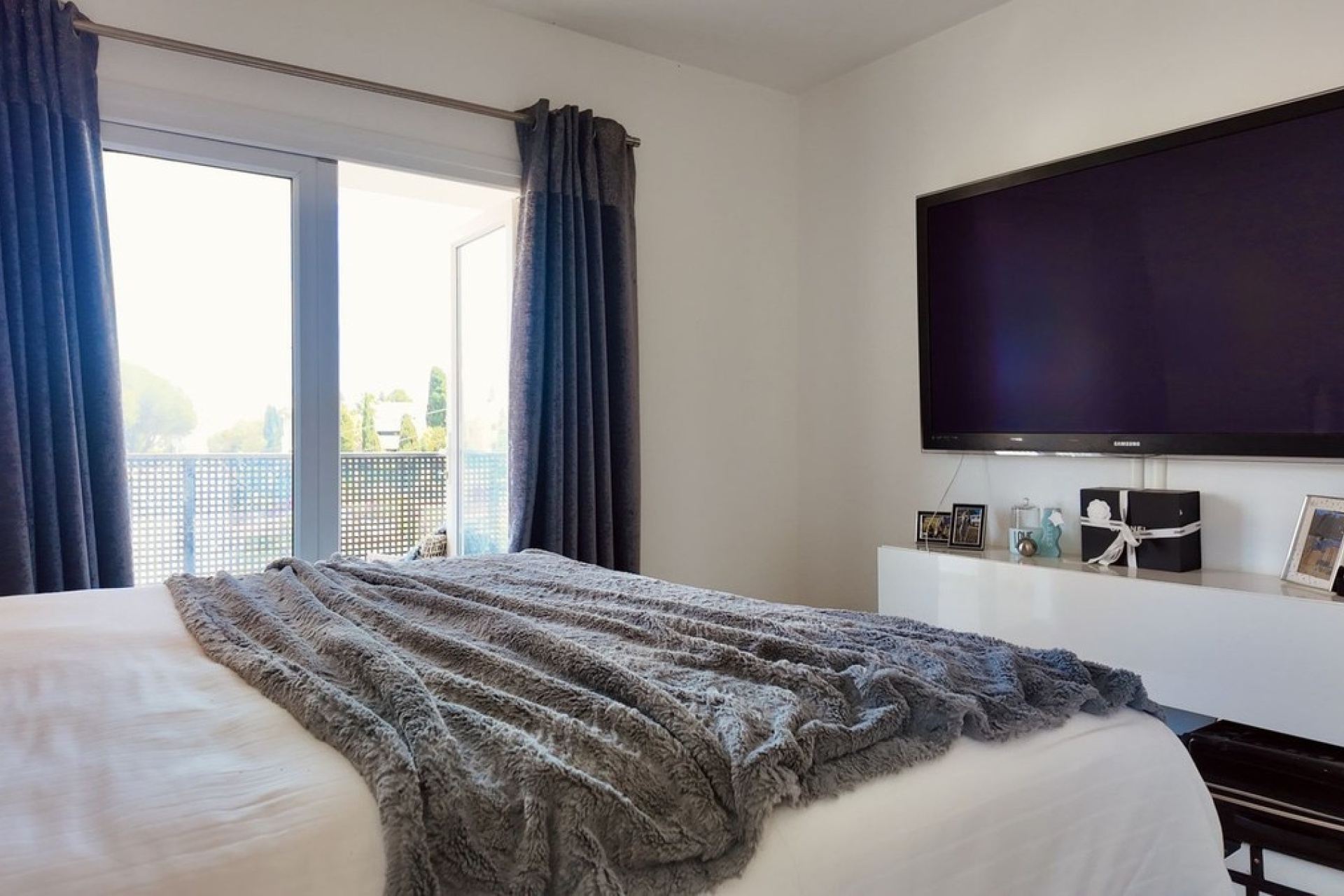Resale - Villa - Marbella - Nueva Andalucía