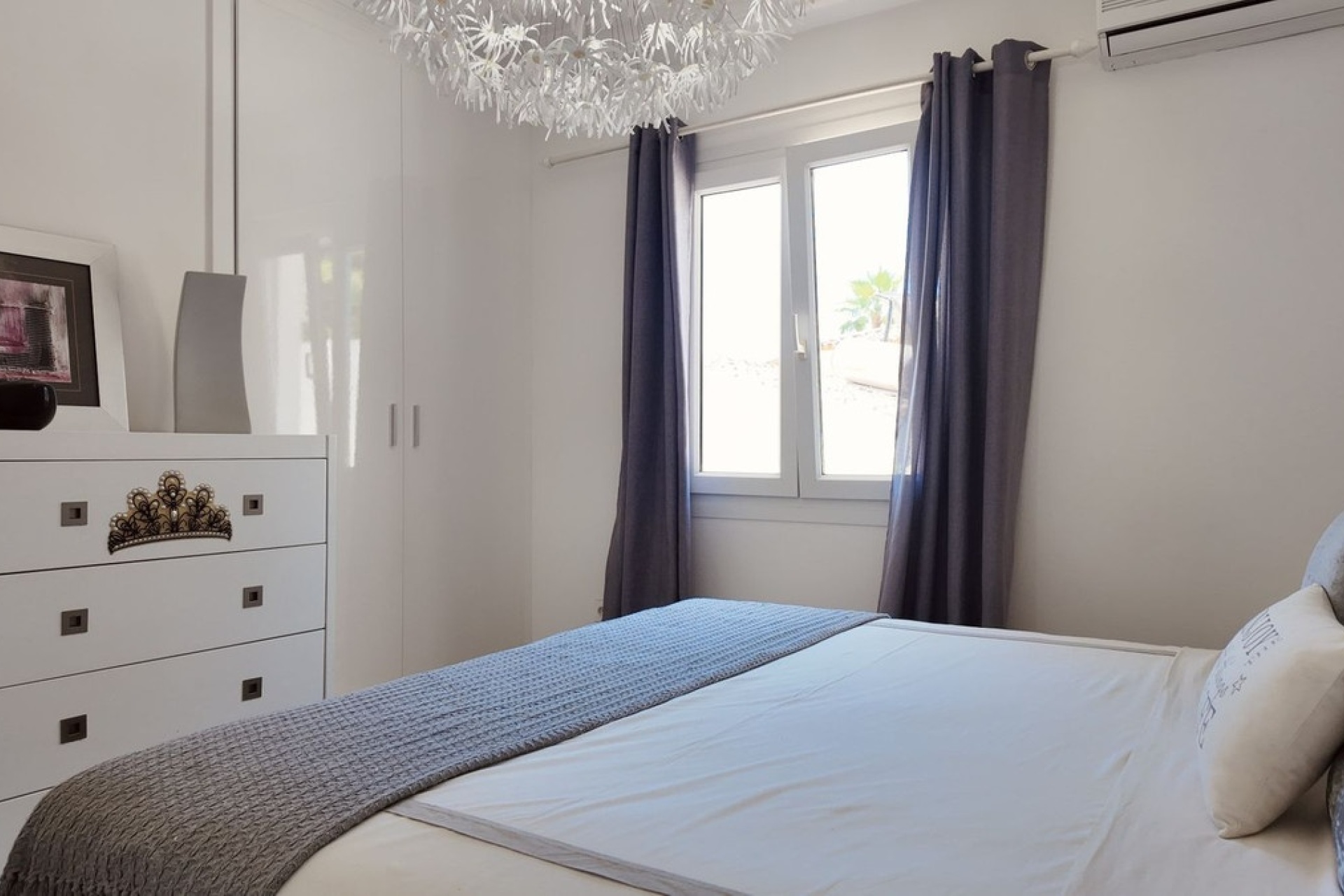 Resale - Villa - Marbella - Nueva Andalucía