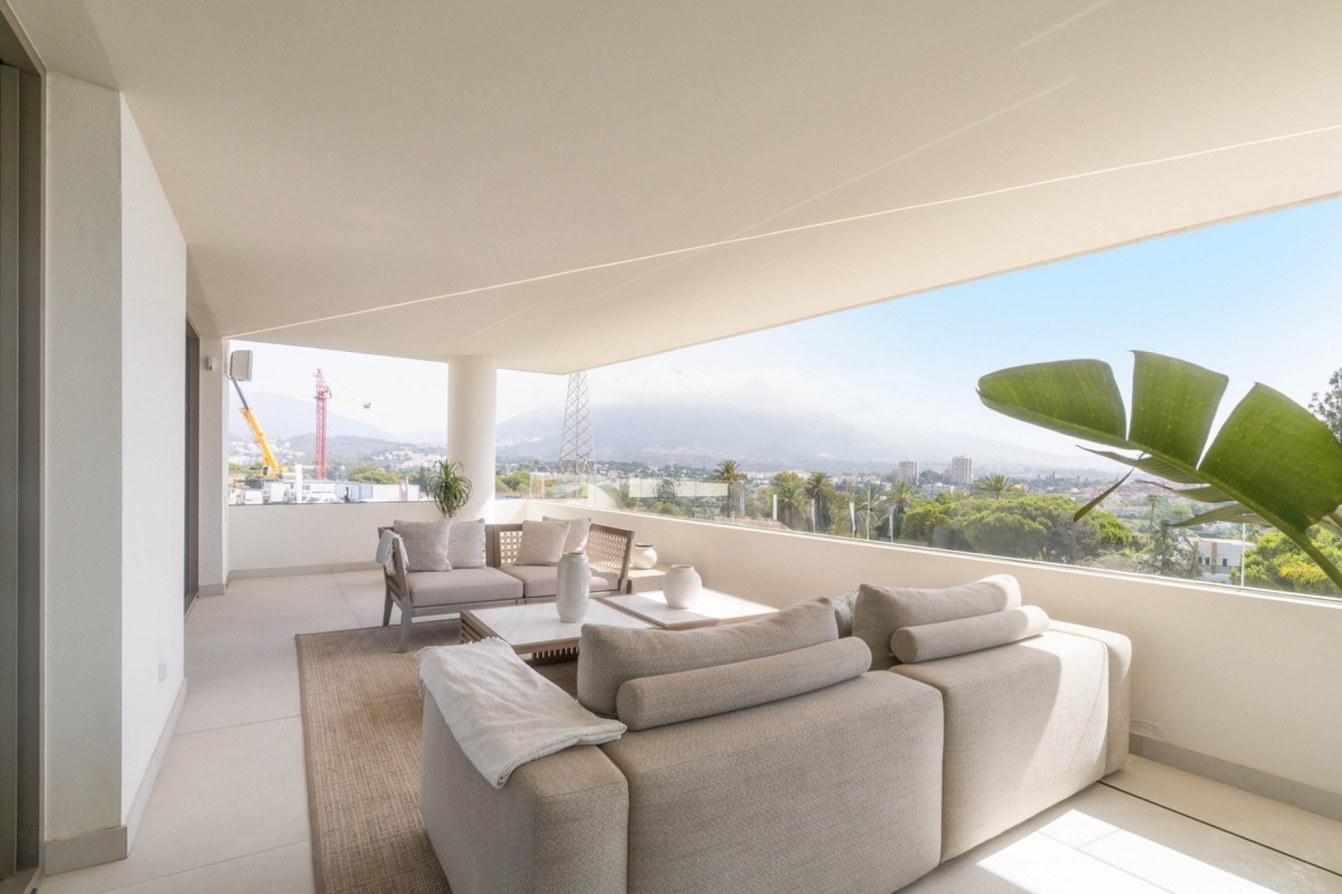 Resale - Villa - Marbella - Nueva Andalucía