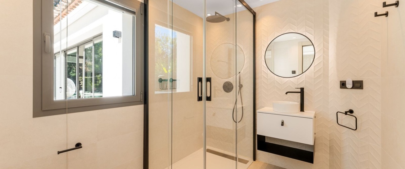 Resale - Villa - Marbella - Nueva Andalucía