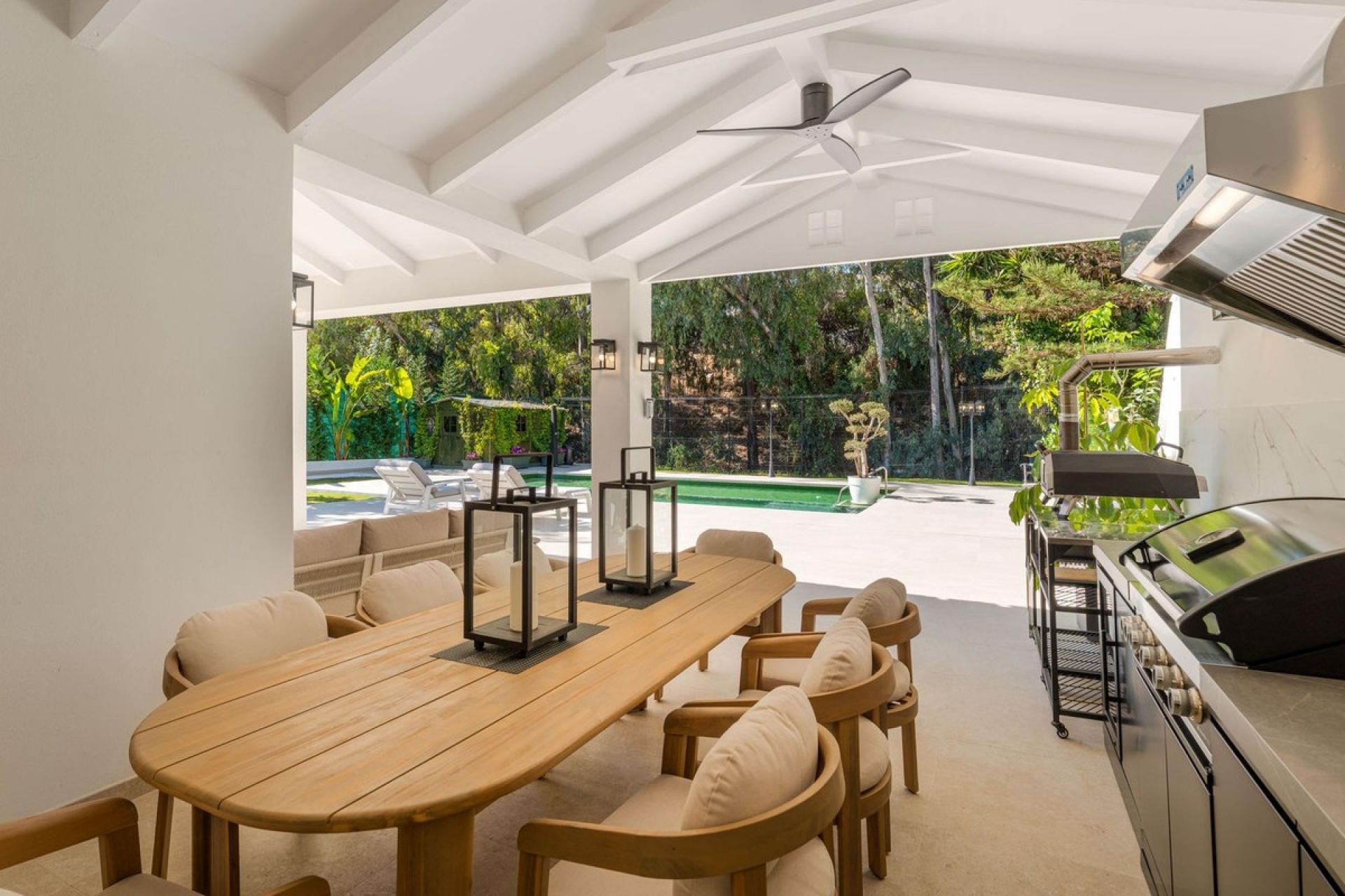 Resale - Villa - Marbella - Nueva Andalucía