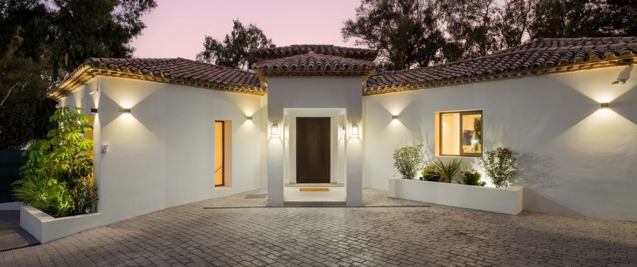 Resale - Villa - Marbella - Nueva Andalucía