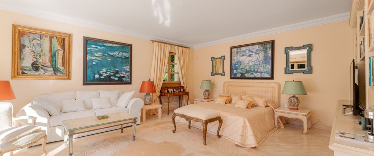 Resale - Villa - Marbella - Nueva Andalucía