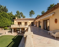 Resale - Villa - Marbella - Nueva Andalucía
