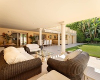 Resale - Villa - Marbella - Nueva Andalucía