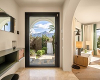 Resale - Villa - Marbella - Nueva Andalucía