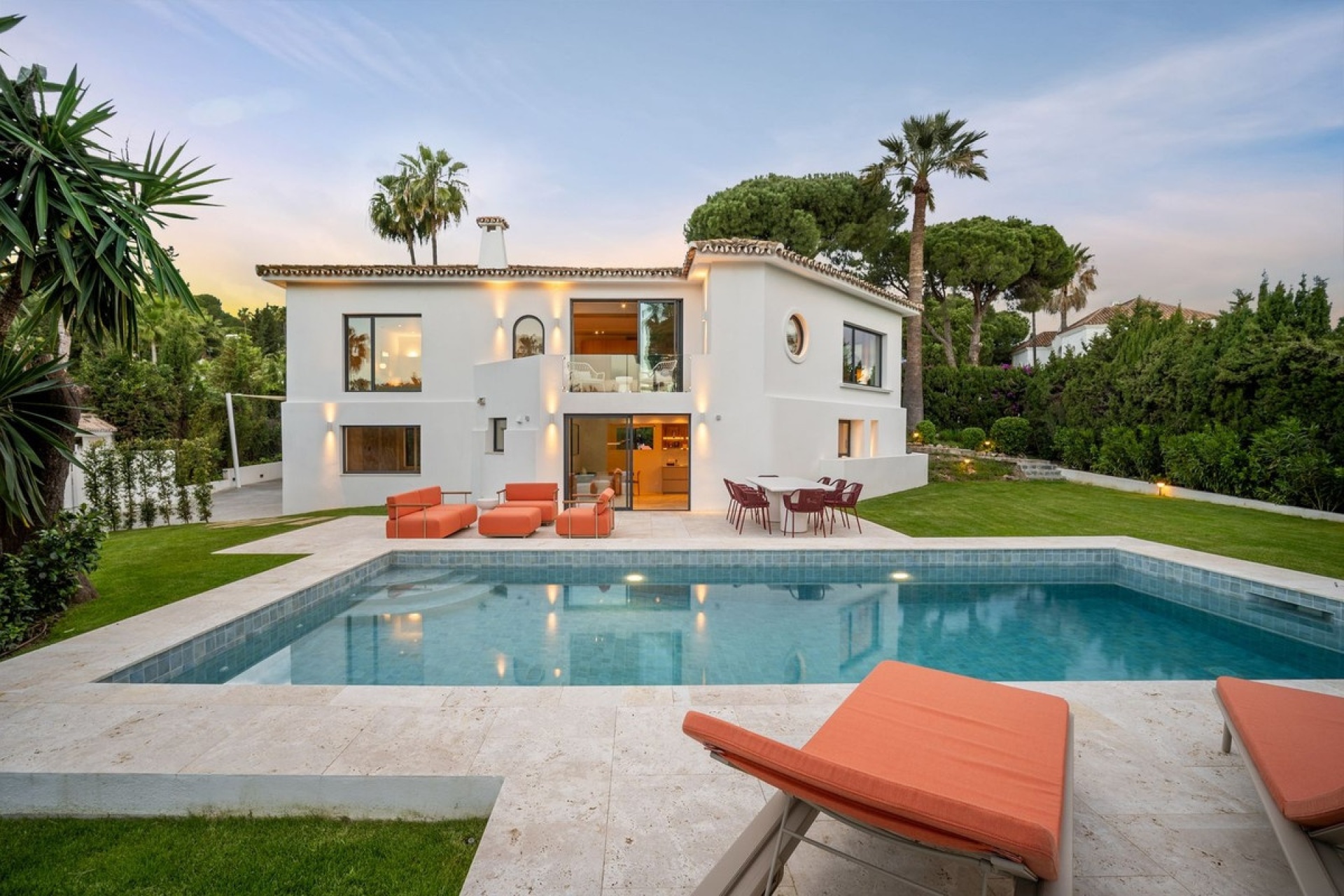 Resale - Villa - Marbella - Nueva Andalucía