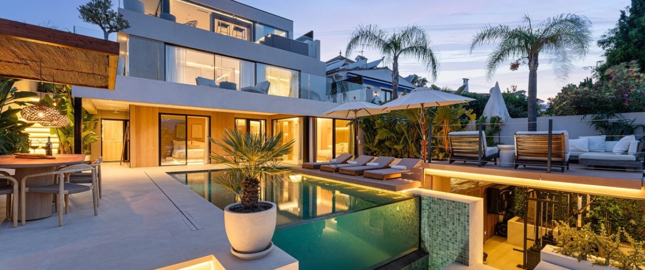 Resale - Villa - Marbella - Nueva Andalucía