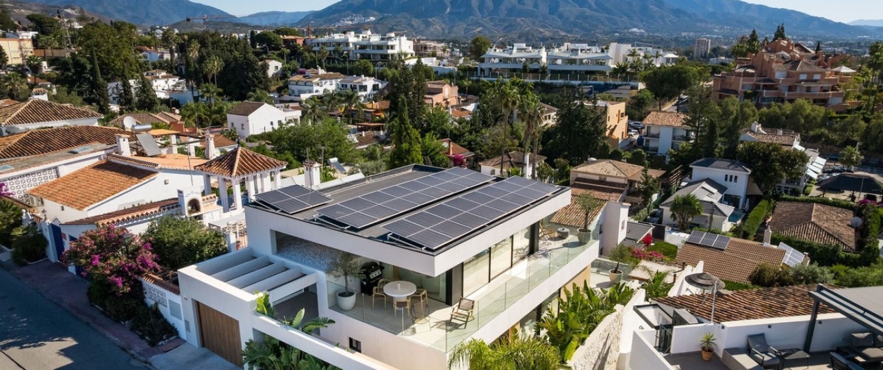 Resale - Villa - Marbella - Nueva Andalucía