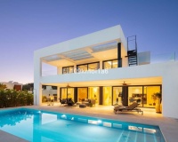 Resale - Villa - Marbella - Nueva Andalucía