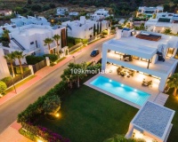 Resale - Villa - Marbella - Nueva Andalucía