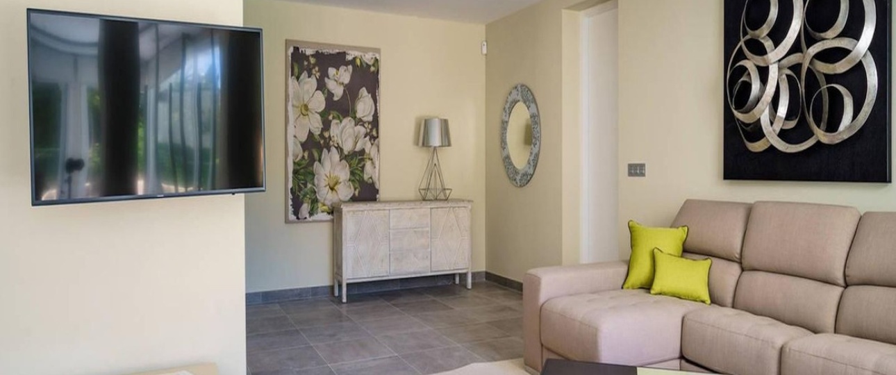 Resale - Villa - Marbella - Nueva Andalucía