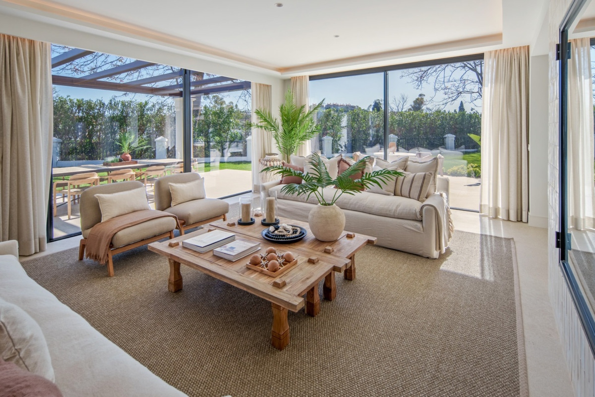 Resale - Villa - Marbella - Nueva Andalucía