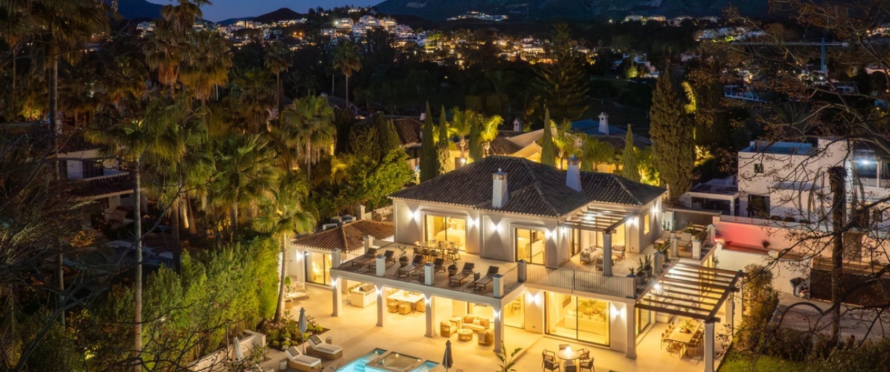 Resale - Villa - Marbella - Nueva Andalucía