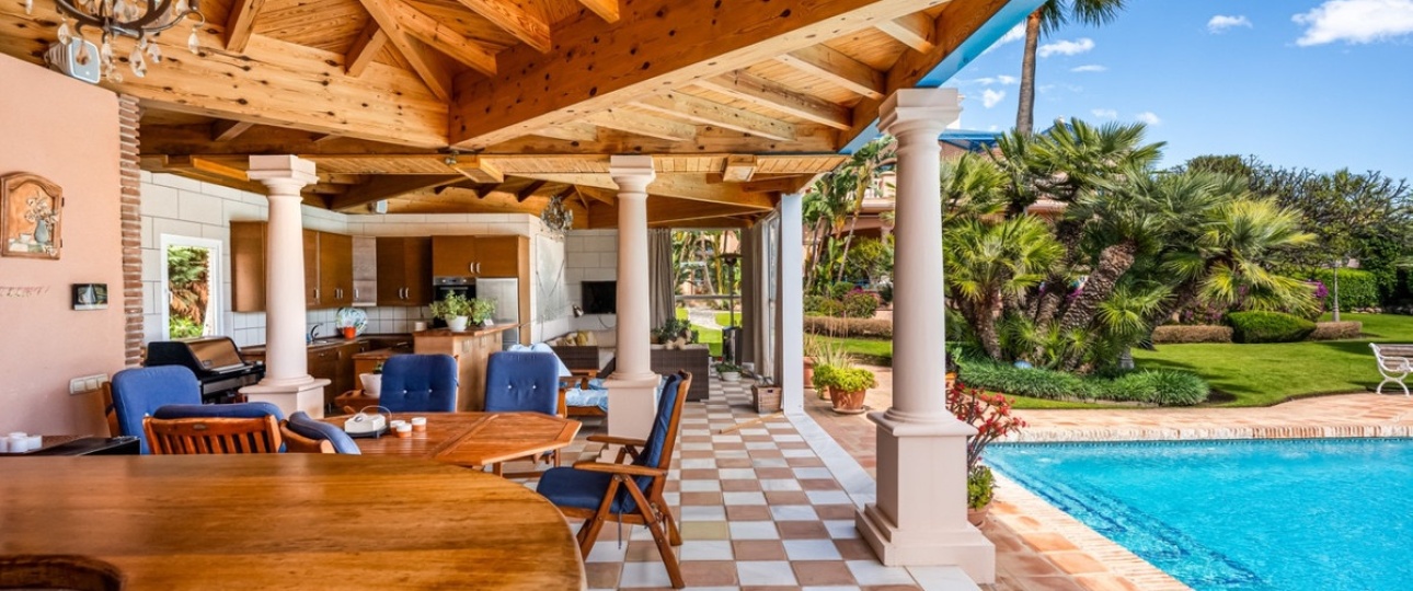 Resale - Villa - Marbella - Nueva Andalucía