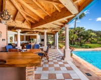 Resale - Villa - Marbella - Nueva Andalucía