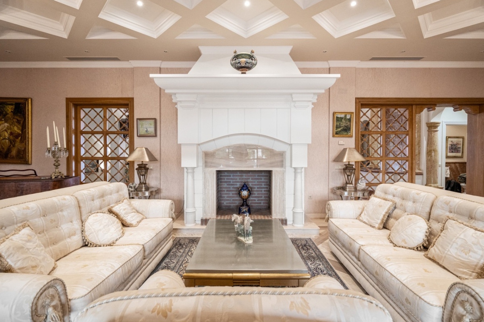 Resale - Villa - Marbella - Nueva Andalucía