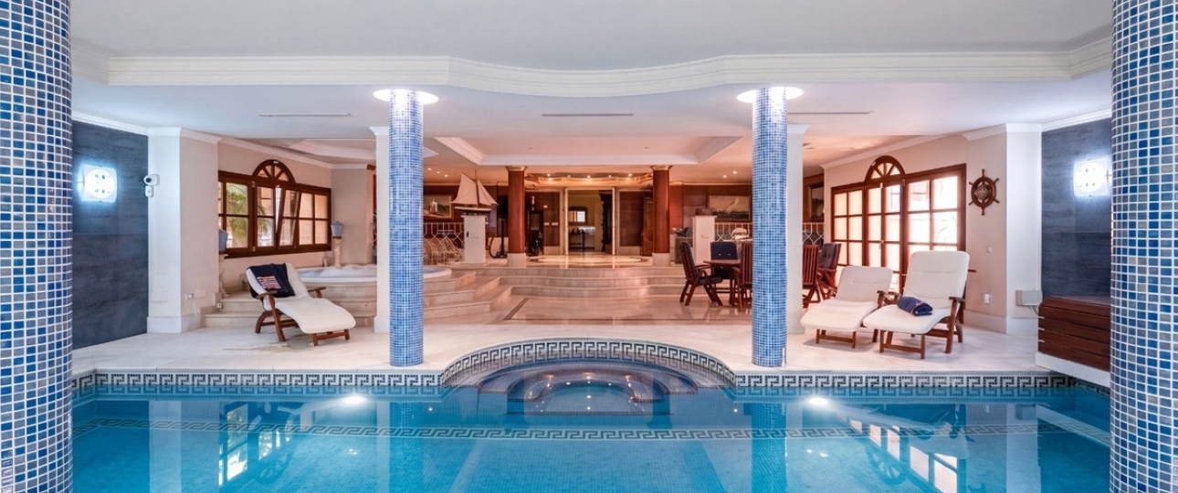 Resale - Villa - Marbella - Nueva Andalucía