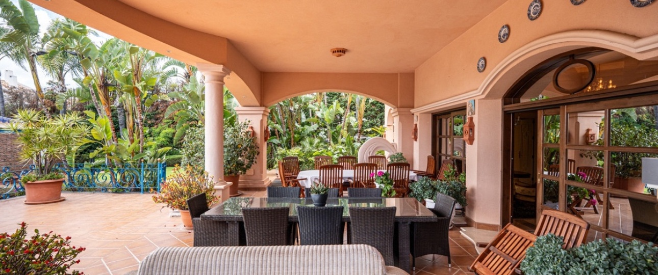 Resale - Villa - Marbella - Nueva Andalucía
