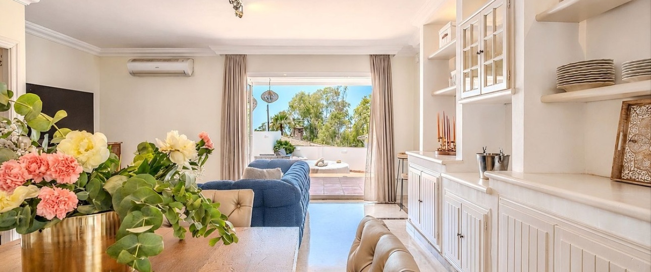 Resale - Villa - Marbella - Nueva Andalucía